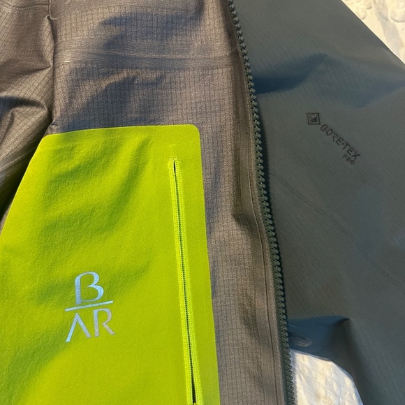 Arcteryx Beta AR - Picture 2 of 7